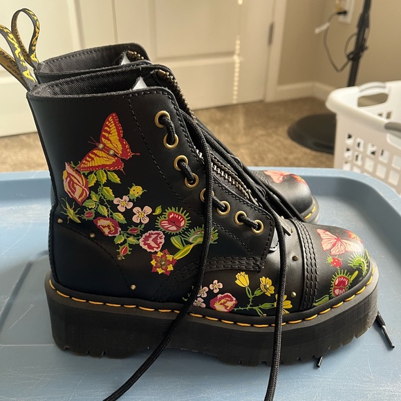 Doc platform patterned boots - Picture 3 of 8